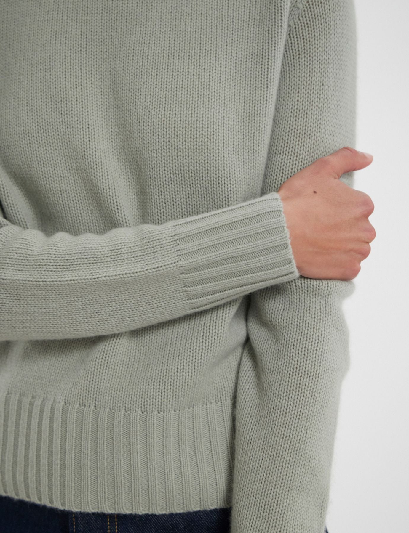 Arthur sweater in almond green wool and cashmere