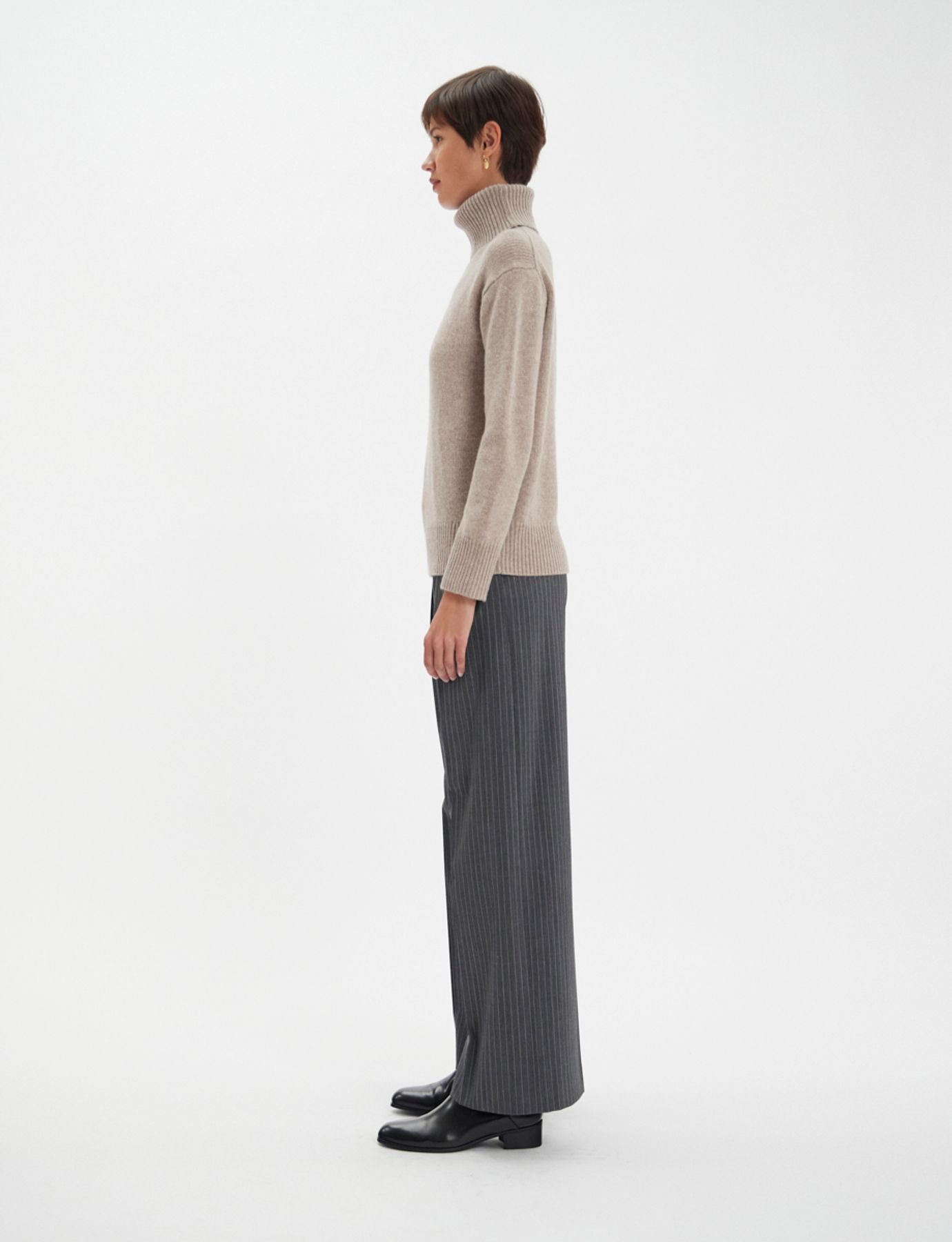 Aiden turtleneck jumper in beige wool and cashmere