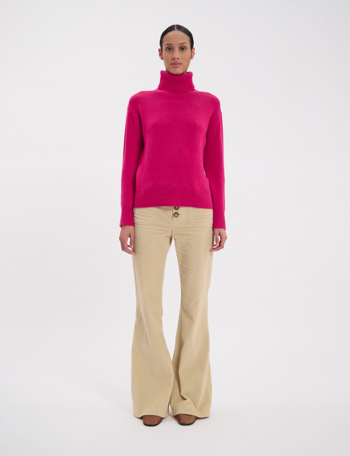 Aiden turtleneck jumper in fuchsia wool and cashmere