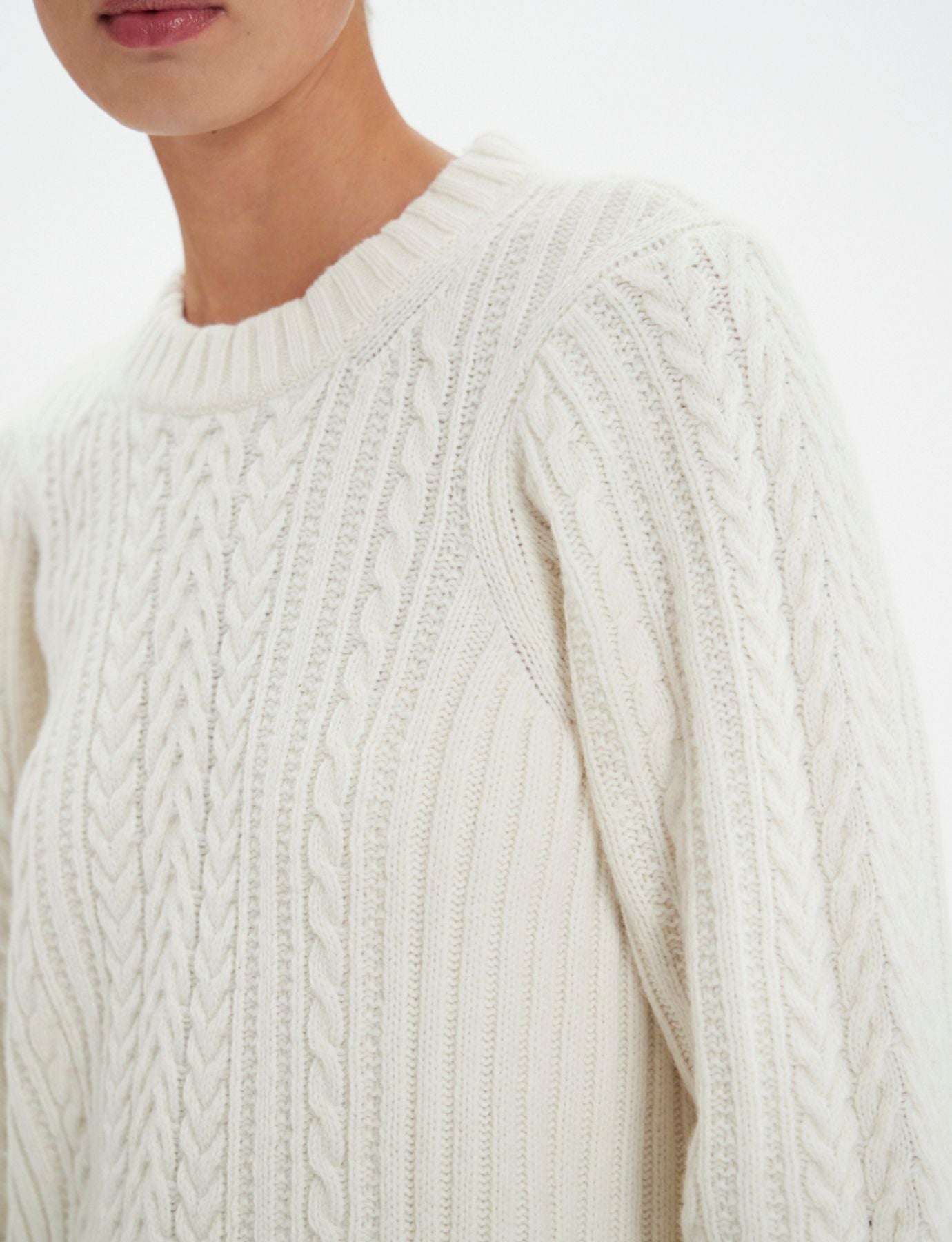 Marlon white jumper