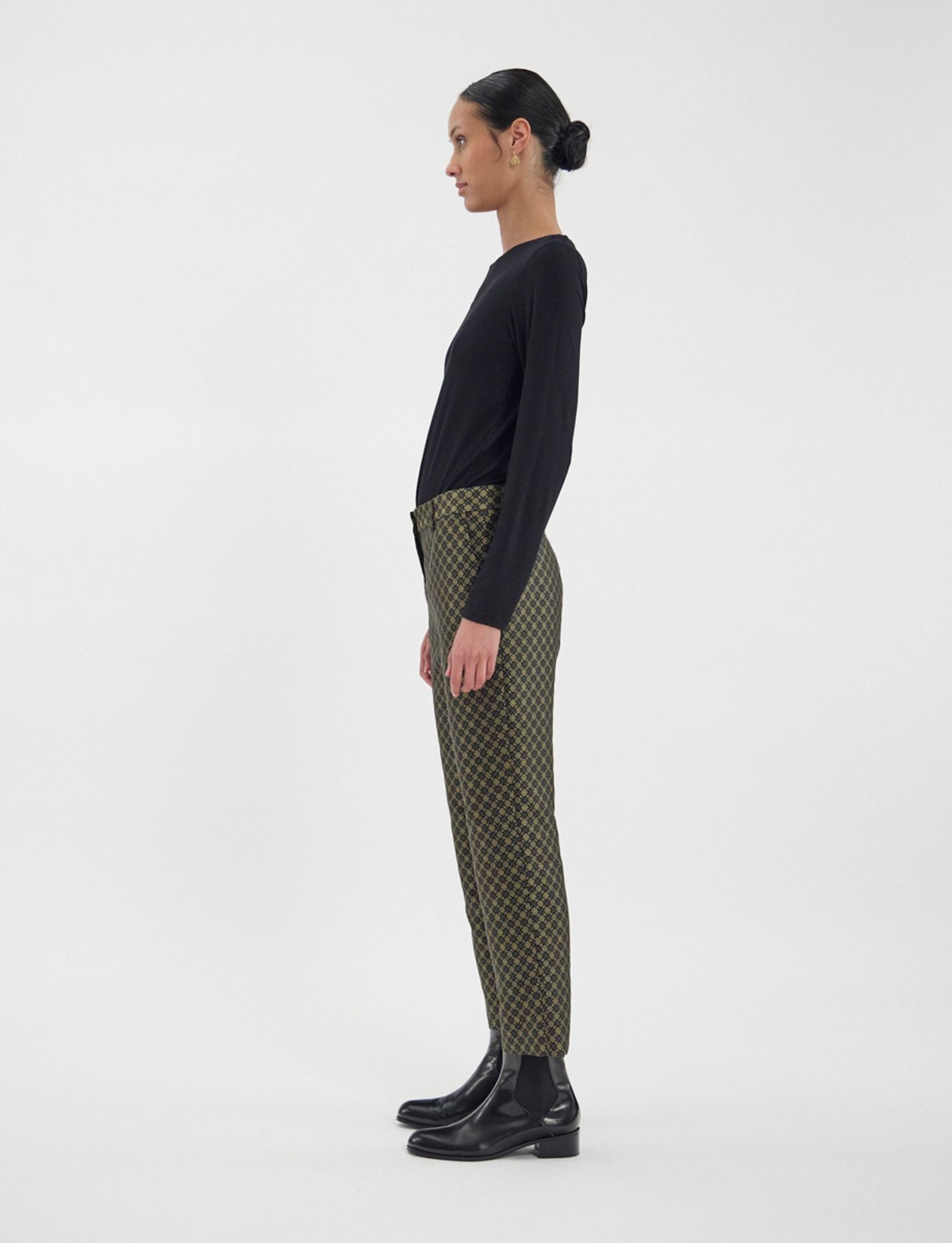 Audrey pants in tejido jacquard negro y dorado