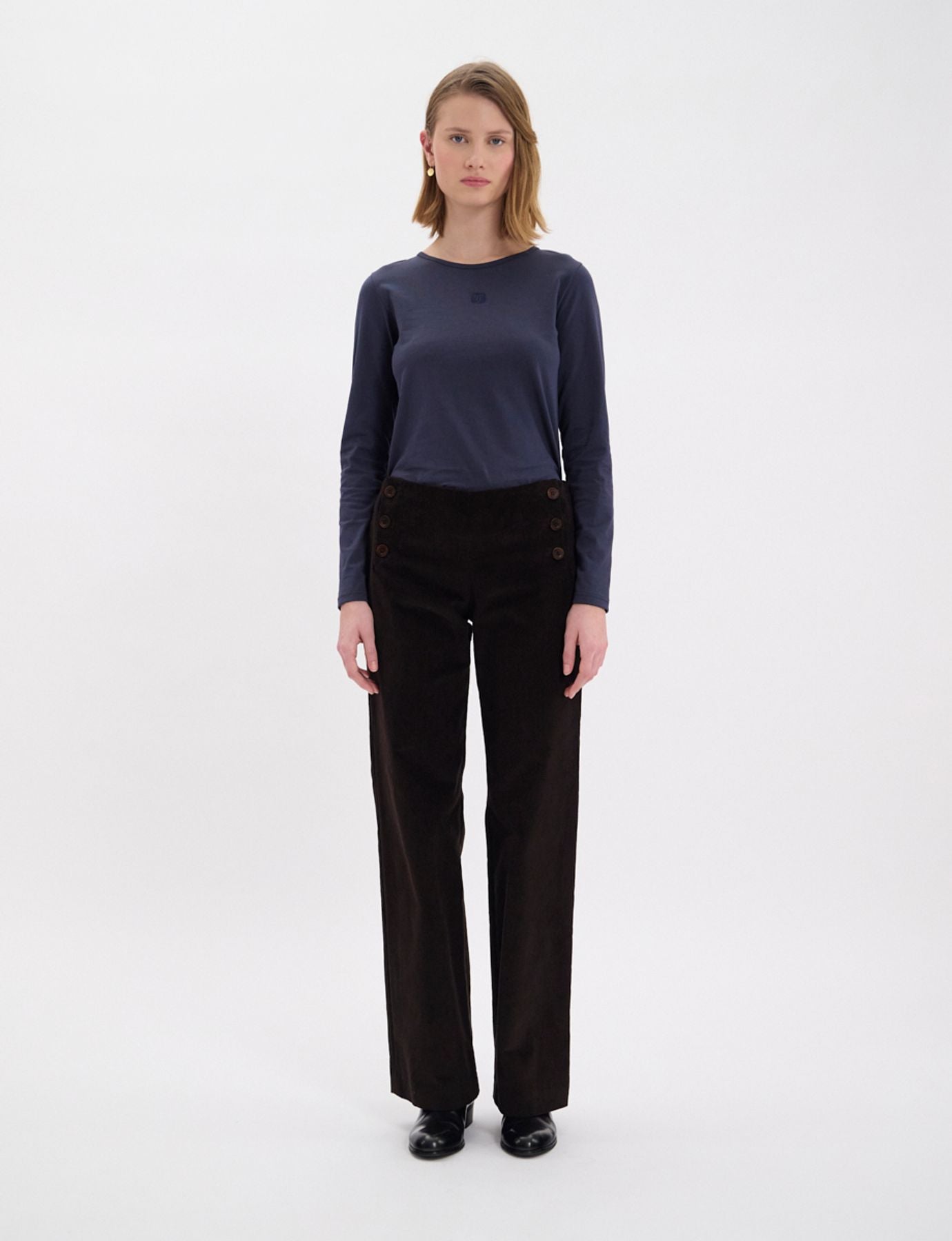 Gabriel pants in brown milleraie velvet
