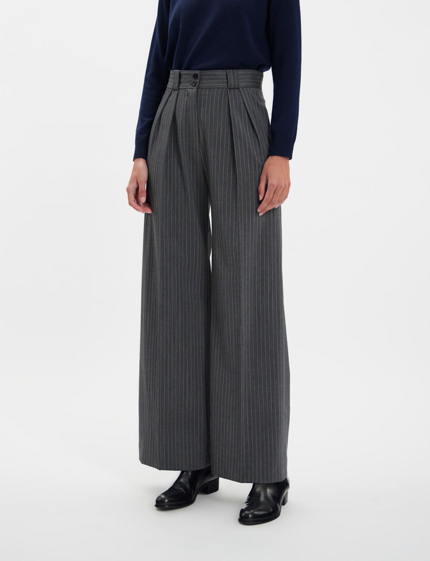 Pantaloni Marlène grigi con strisce bianche