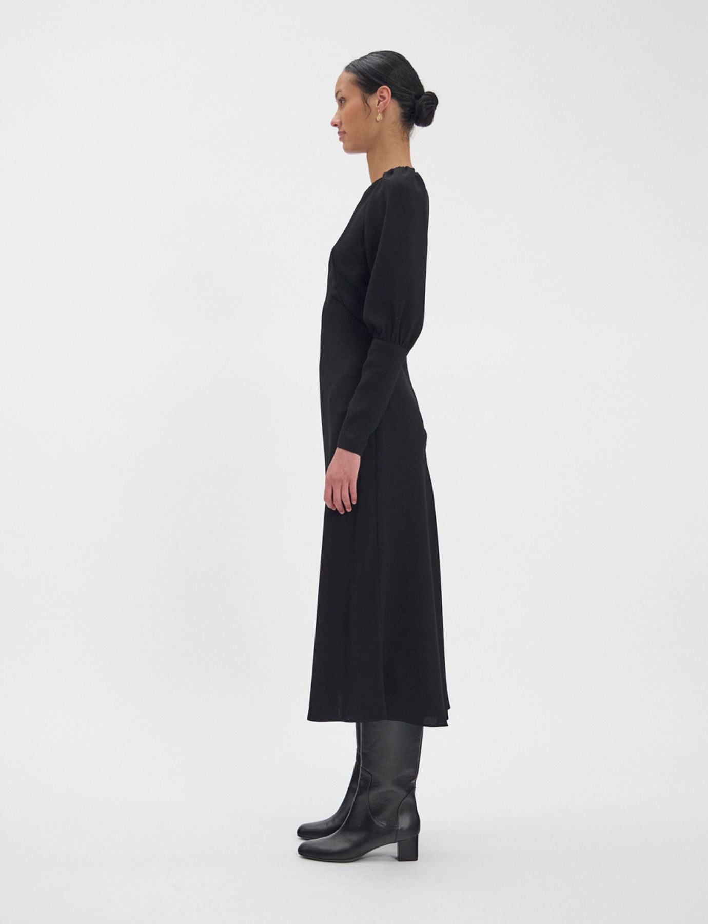 Black Alberta dress