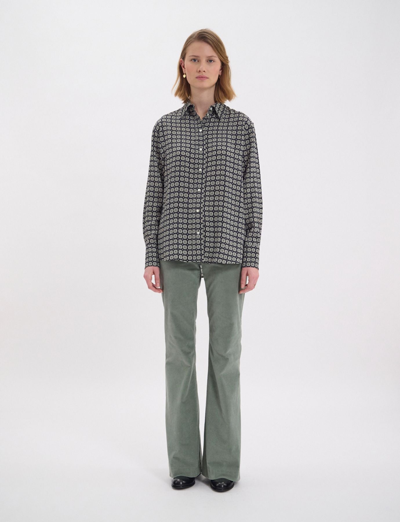 Maureen Shirt mit Eichenblattmuster