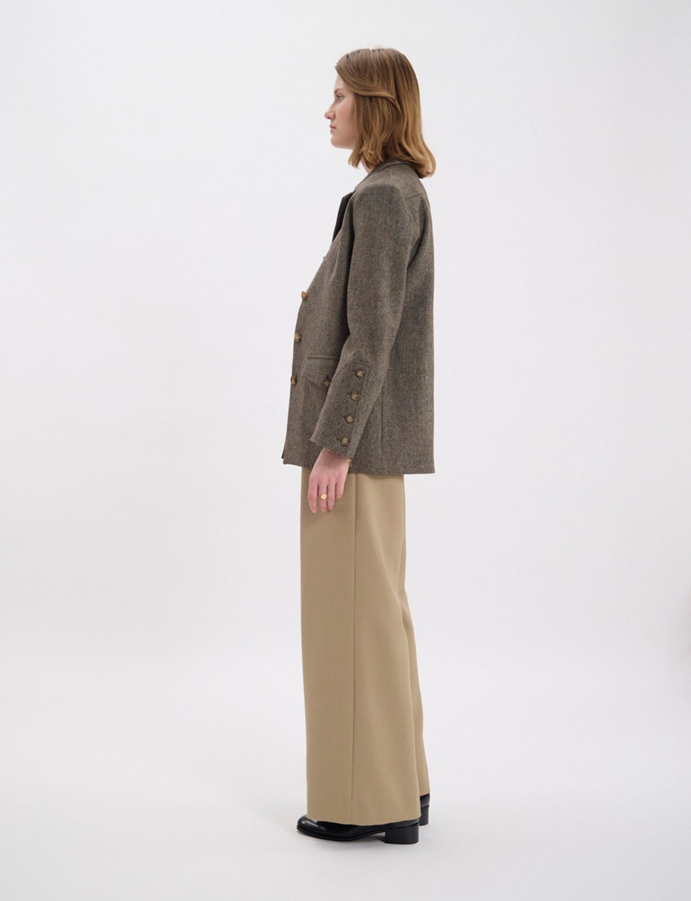 Jil-Jacke aus grün meliertem Wollstoff