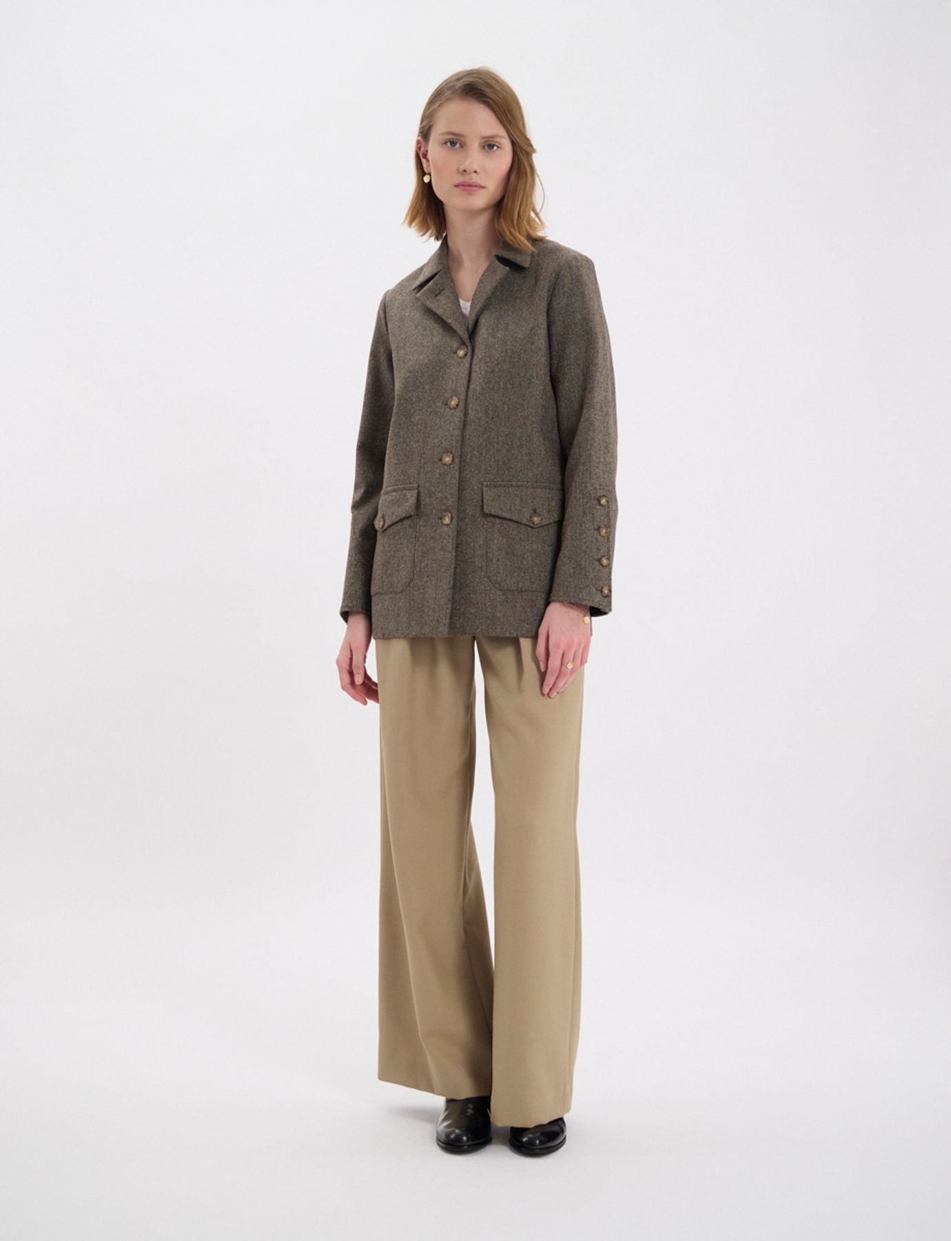 Jil-Jacke aus grün meliertem Wollstoff
