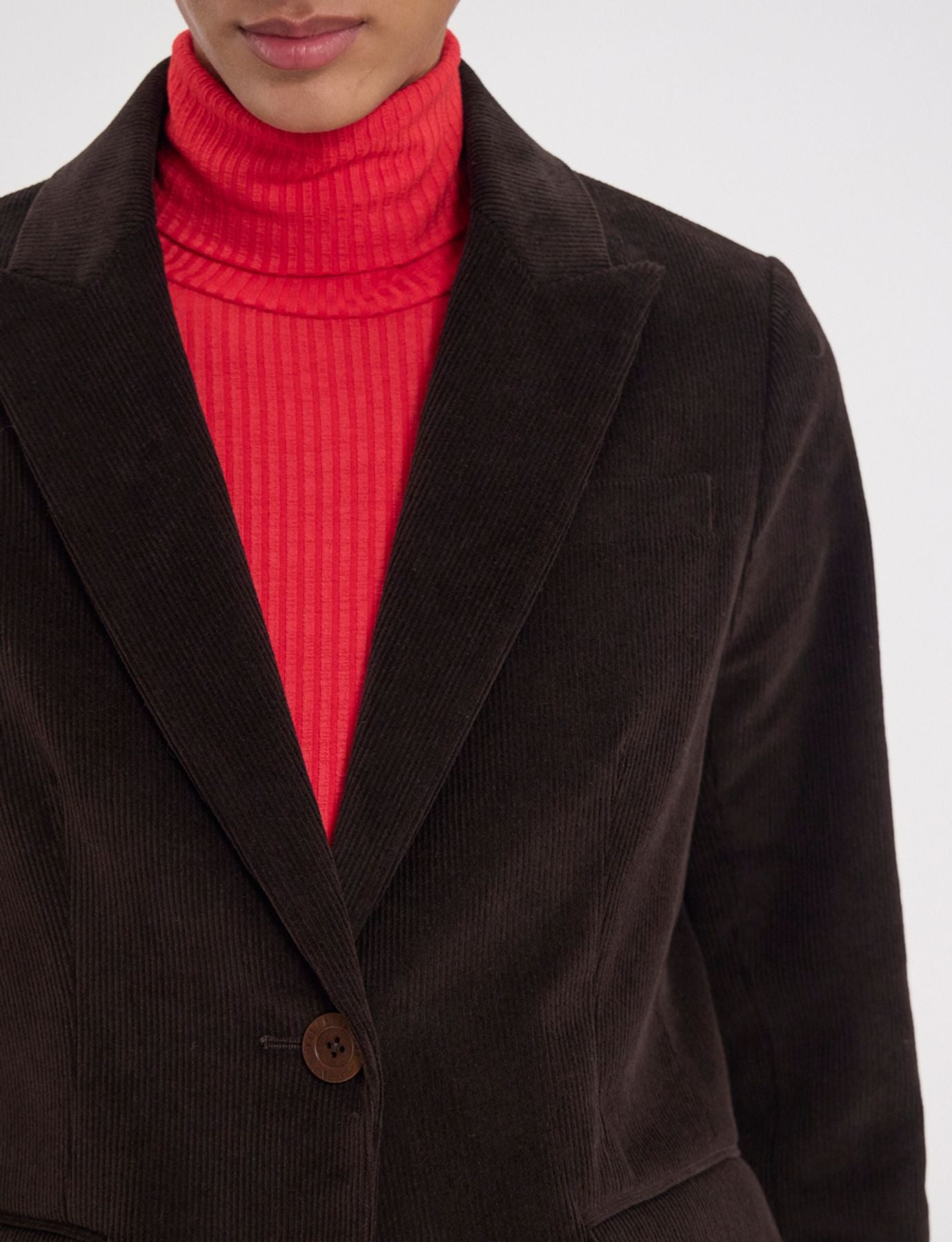 Nicoletta jacket in brown milleraies velvet