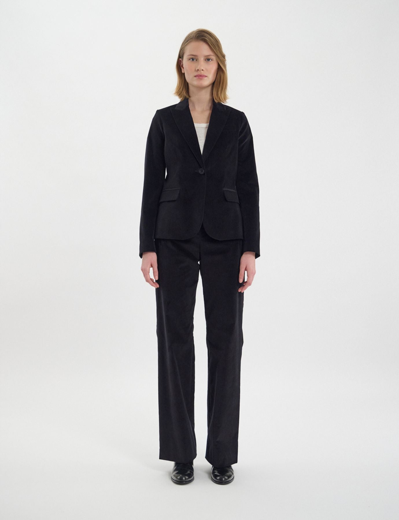 Nicoletta jacket in smooth black velvet