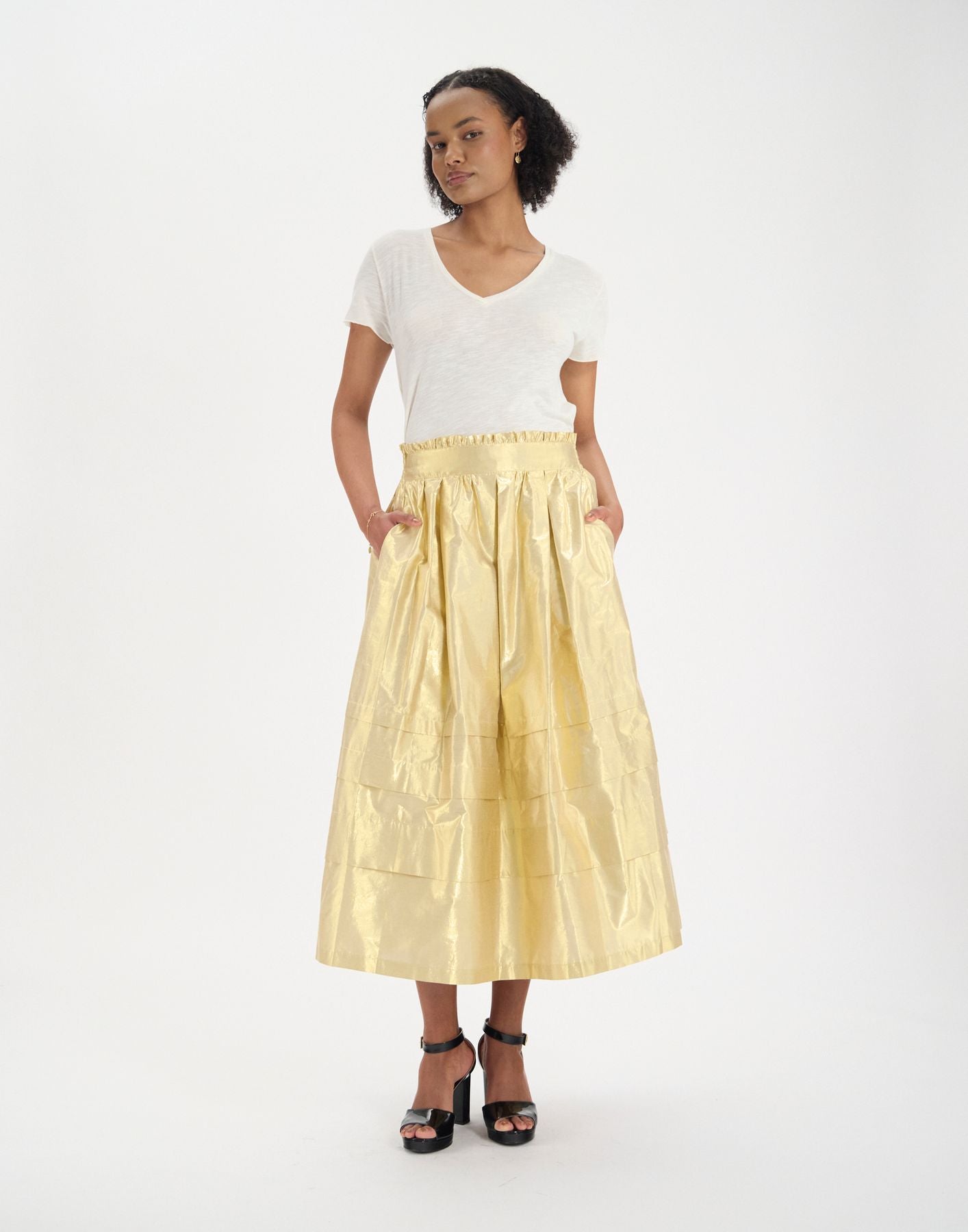 Héloïse long skirt in gold