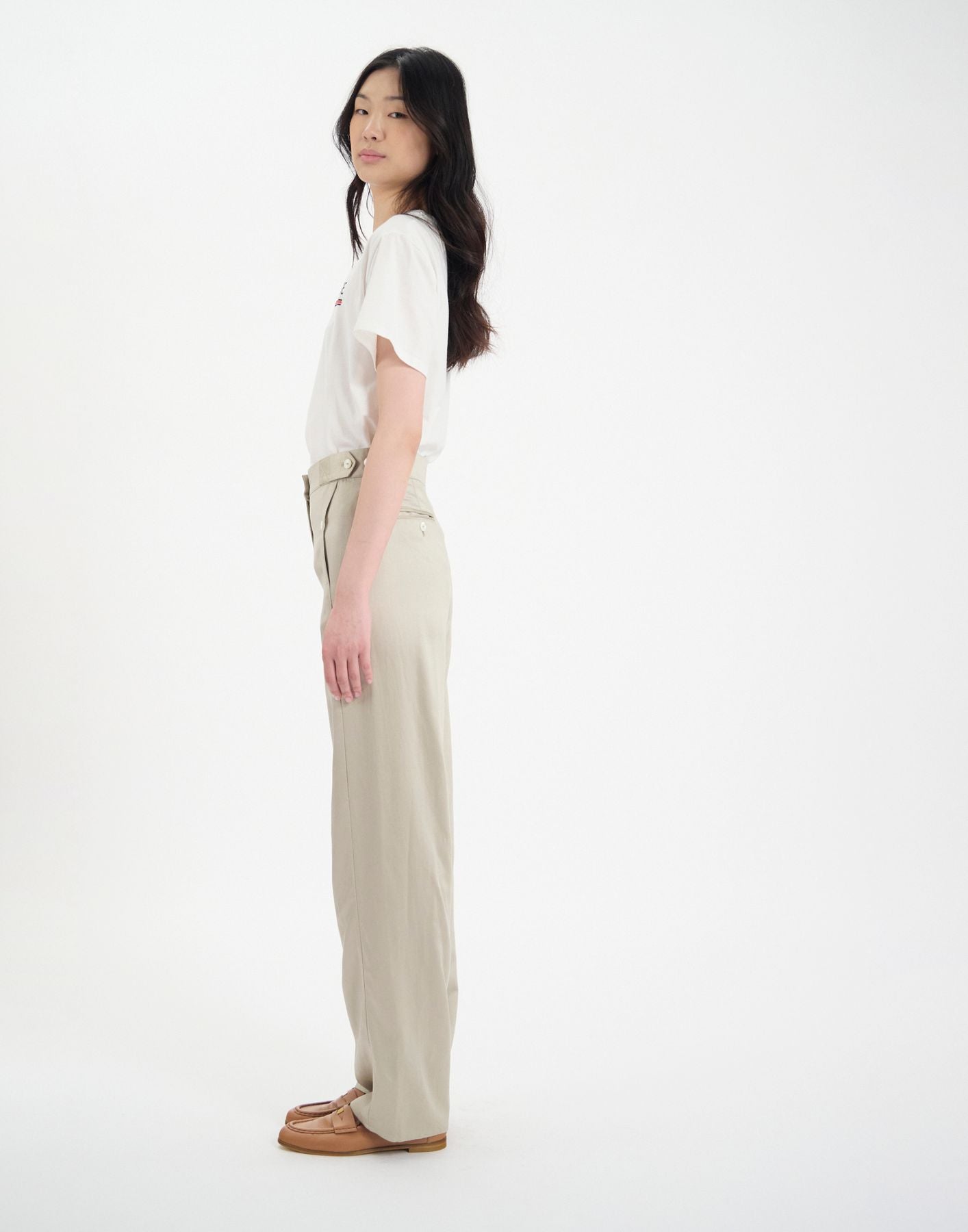 Piotr darts trousers in gold linen blend