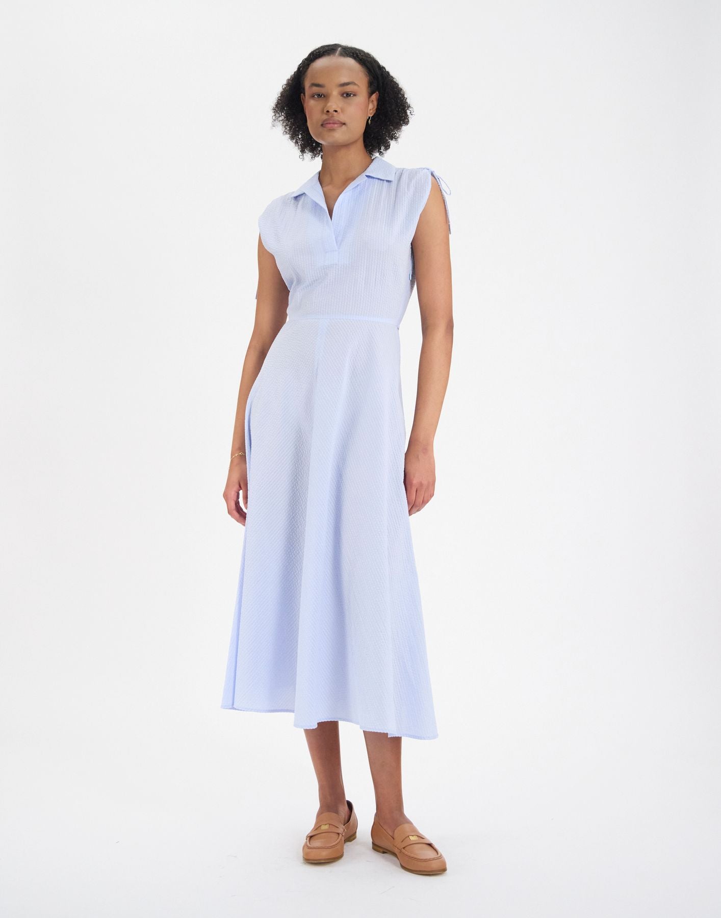 Violine slim-fit dress in light blue cotton