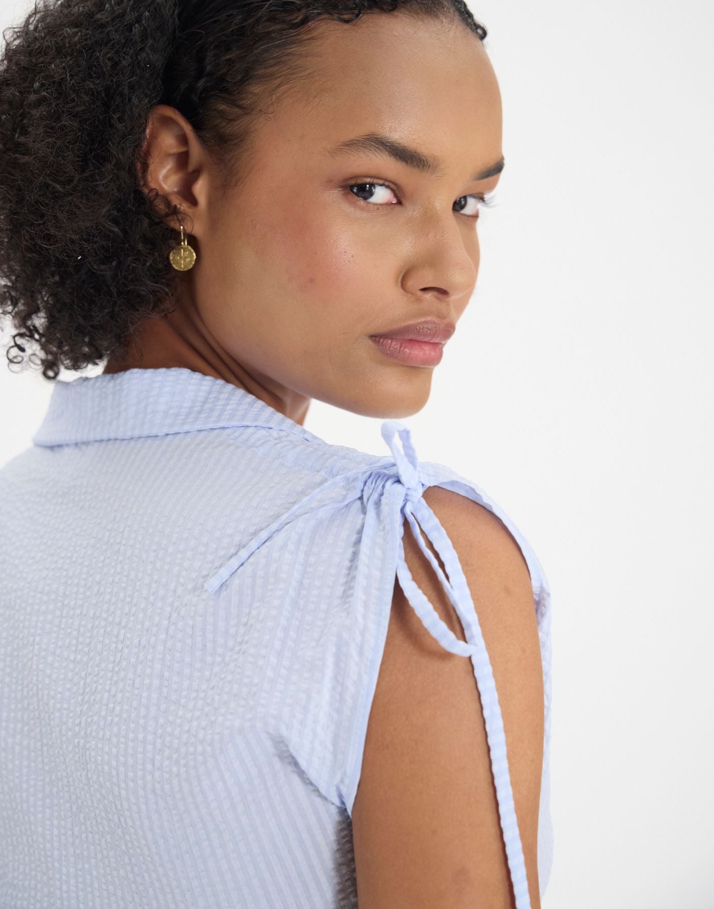 Violine slim-fit dress in light blue cotton