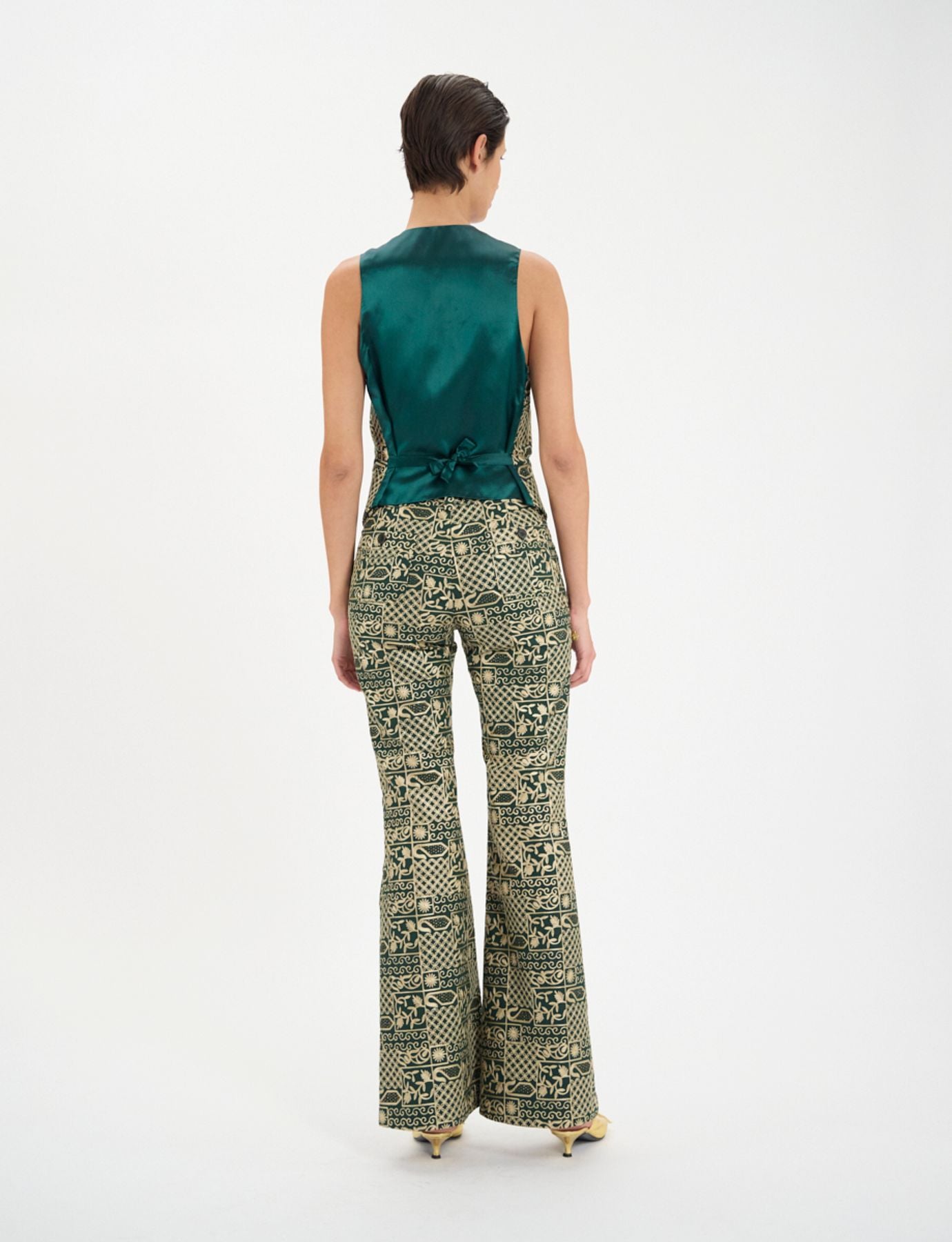 Robinson waistcoat in green embroidered cotton