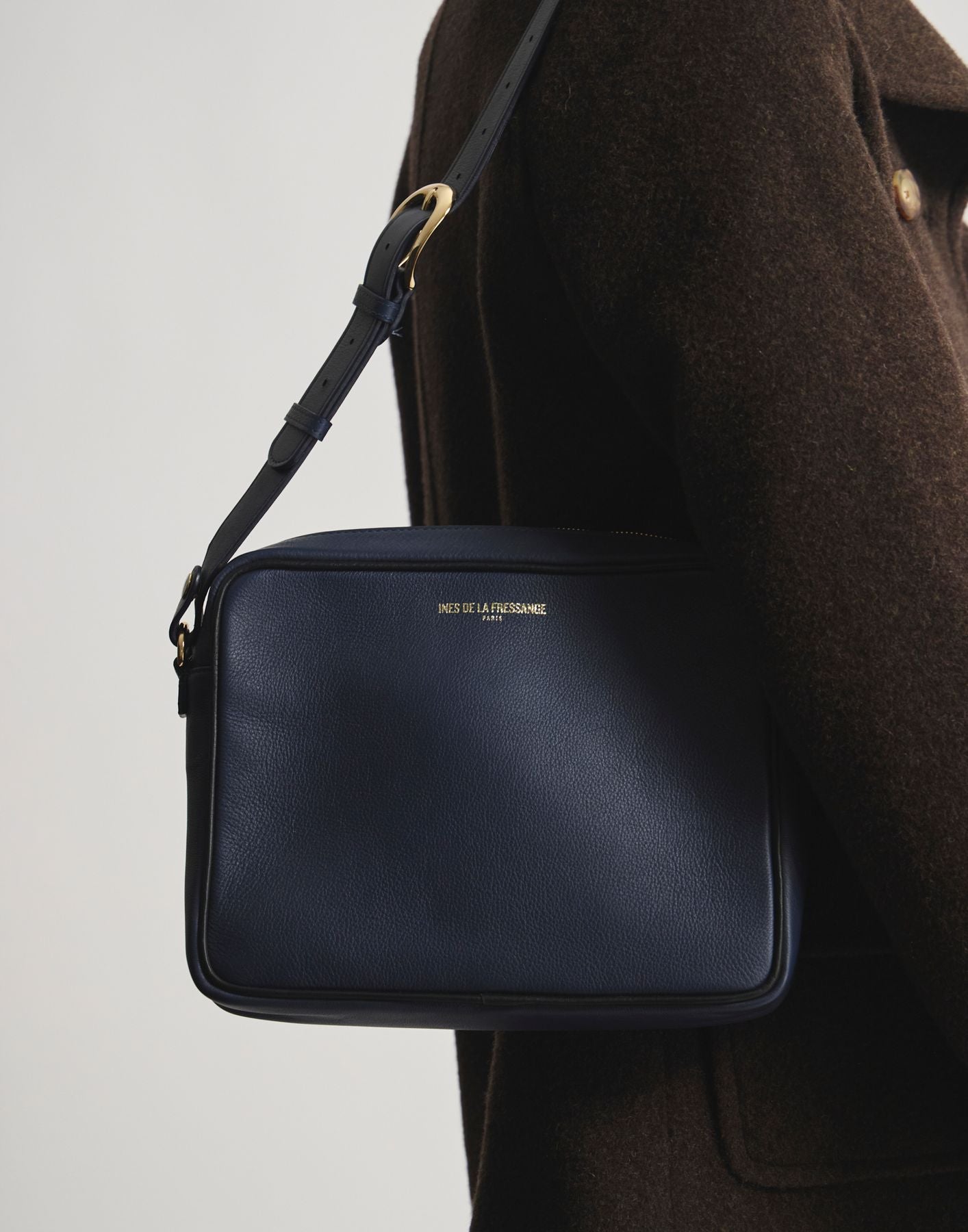 Marcia large bag navy piping black