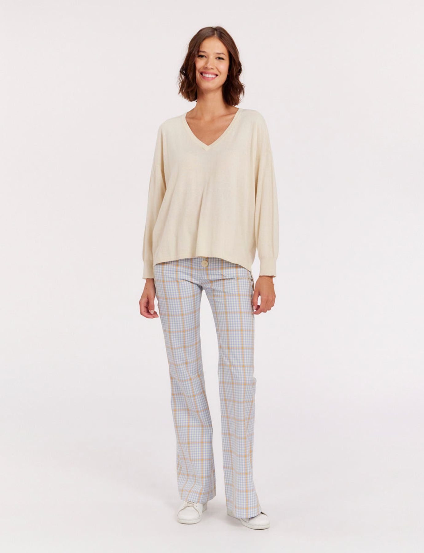 anton-ivory-cashmere-v-neck-jumper