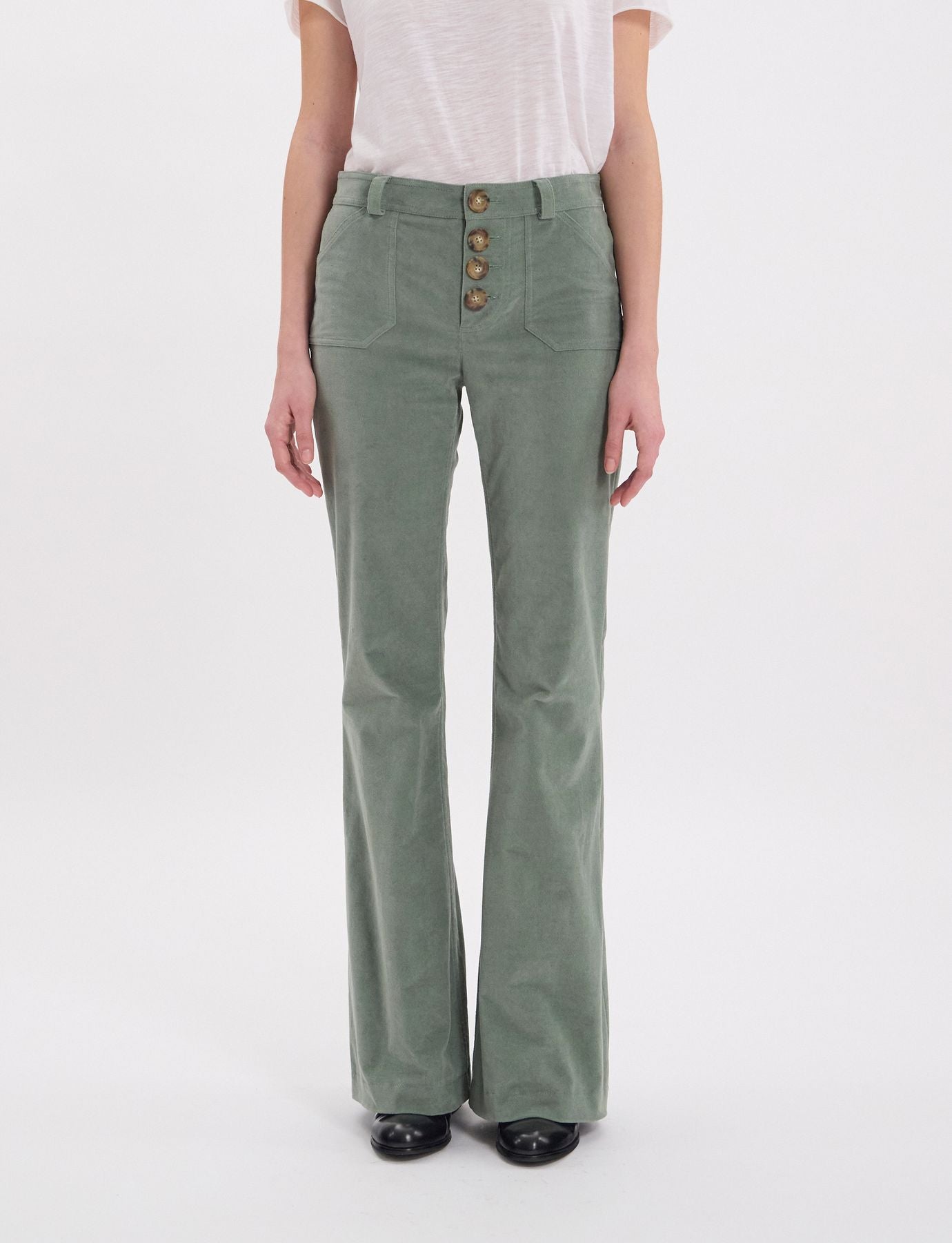 Charlotte pants in almond green smooth velvet