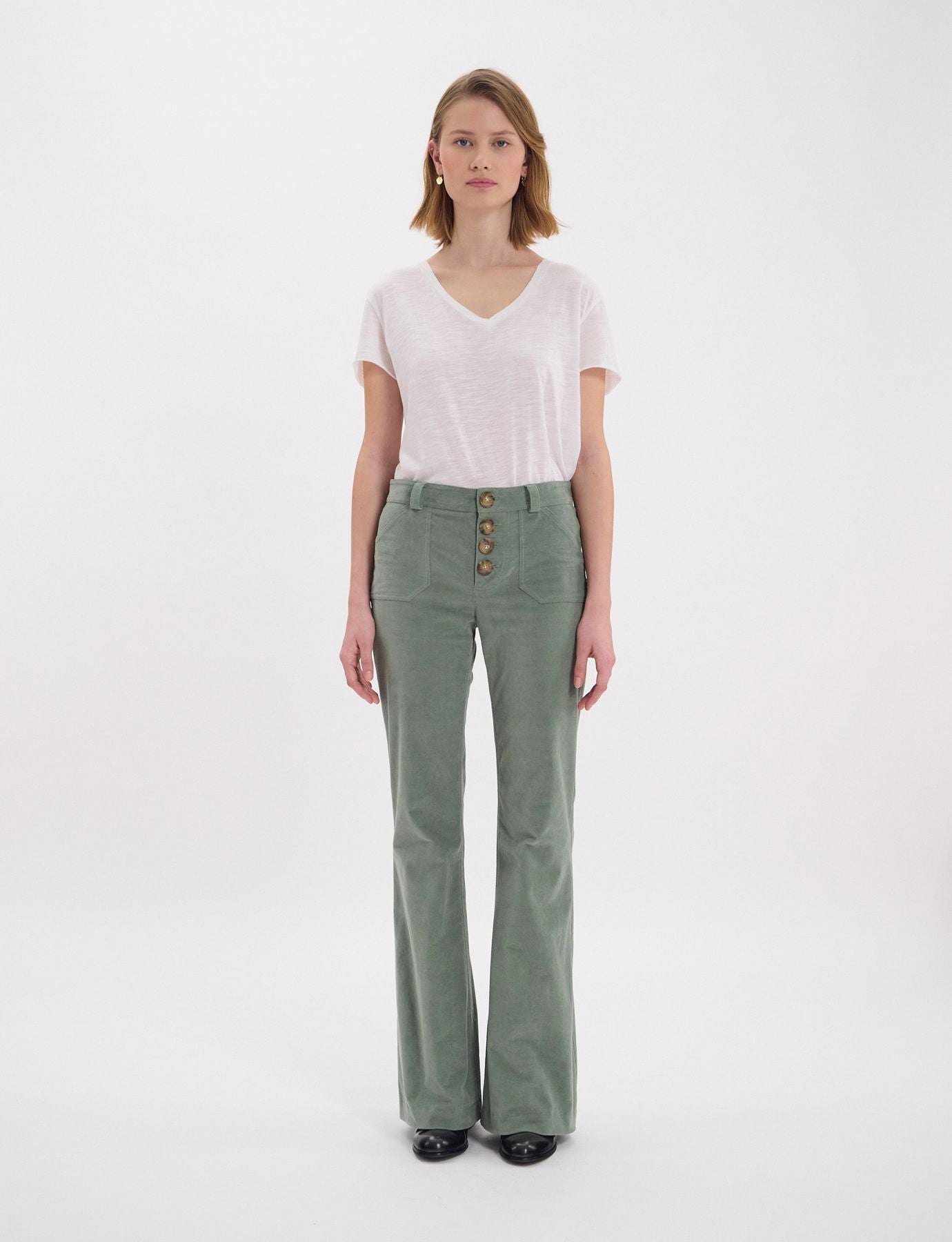Charlotte pants in almond green smooth velvet