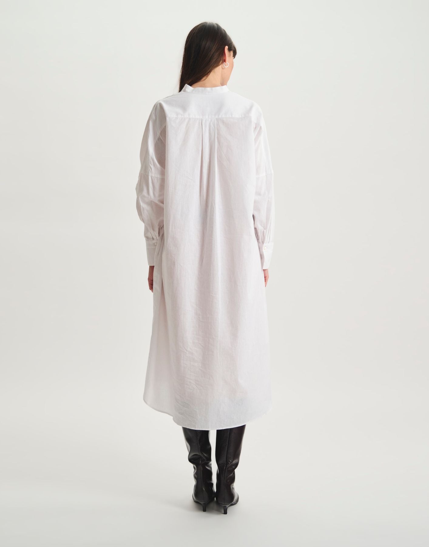 Boy dress in white linen mix