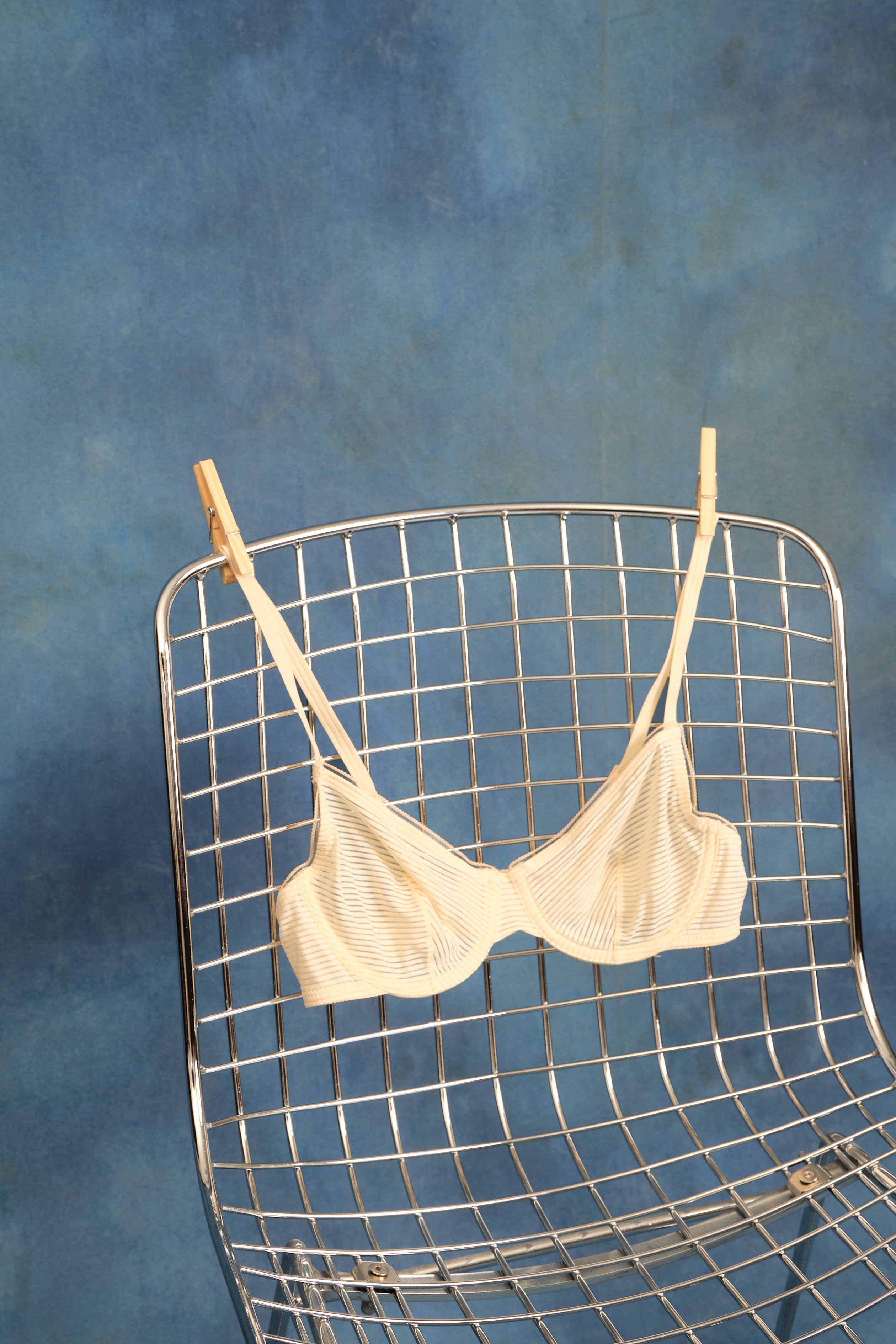 Soutien-gorge triangle sans armature DIM x Ines de la Fressange