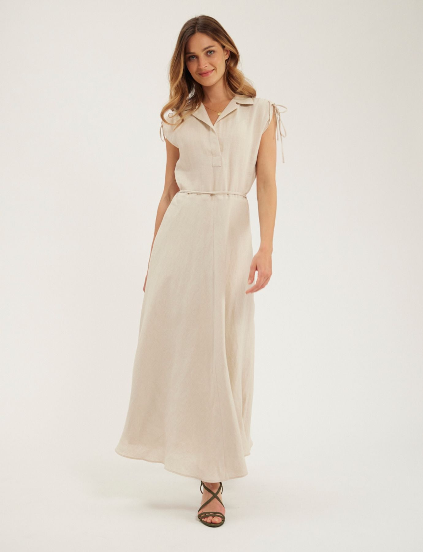 Purple dress in sandy linen