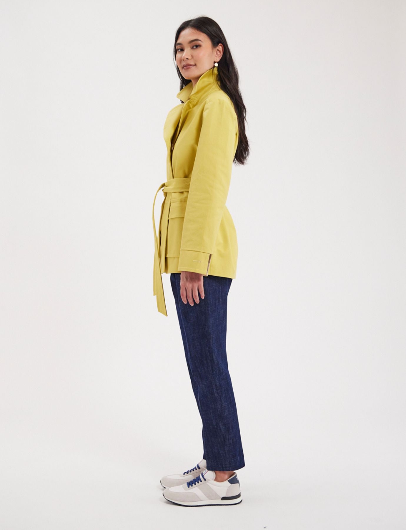 Romaric yellow coat