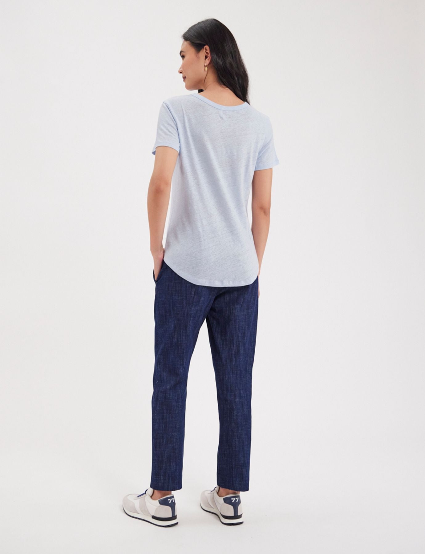 Lison light blue linen tee shirt