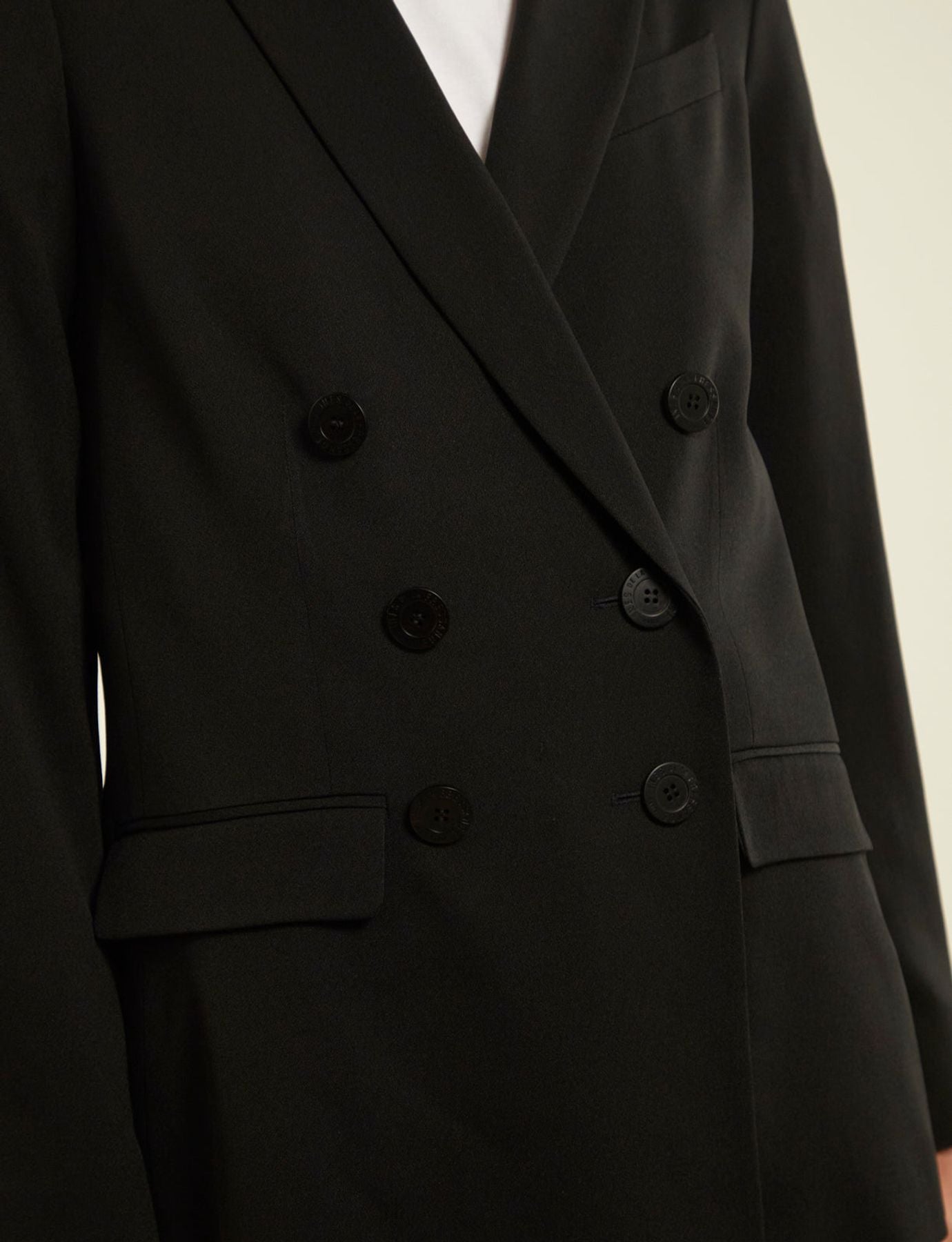 jacket-ezio-black