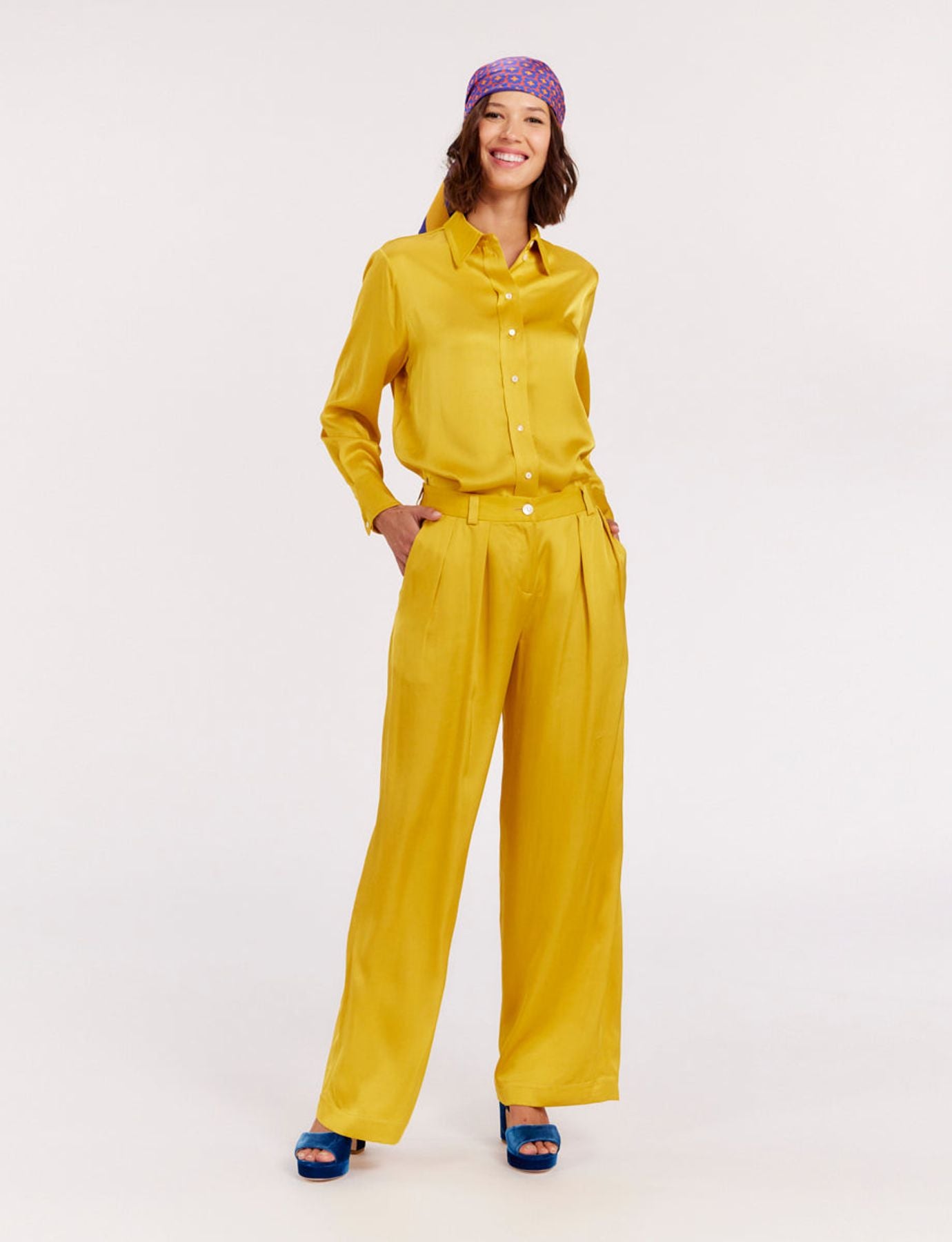 pants-luciano-fluid-yellow-button-d-39-gold