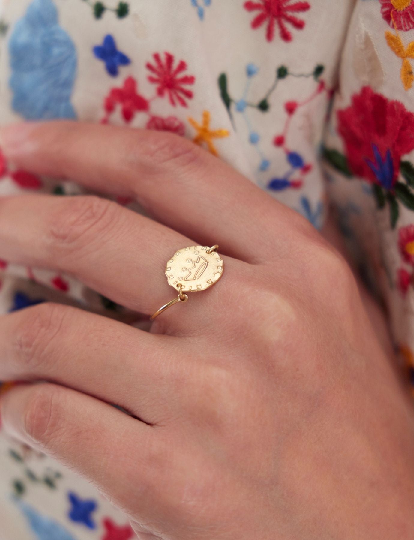 Anello Lutetia Crown placcato oro