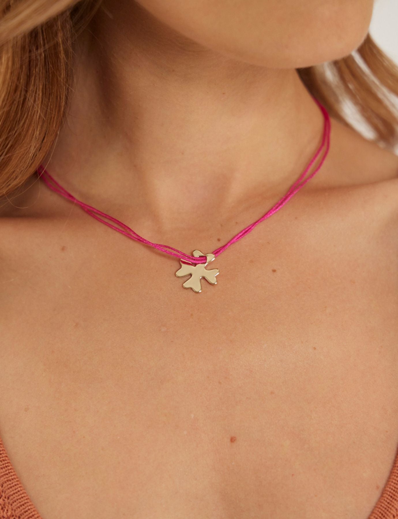 Collana con trifoglio rosa
