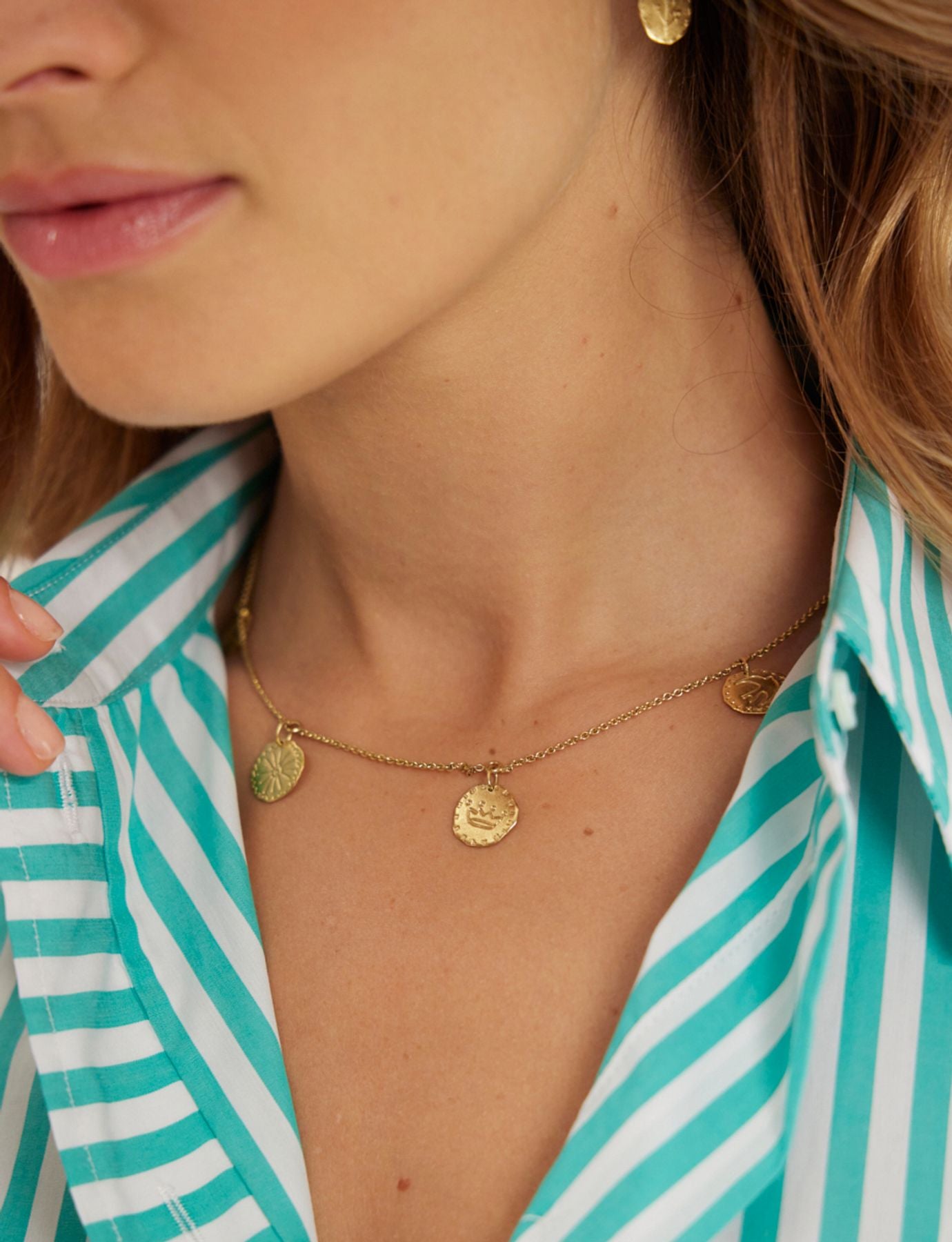 Lutece necklace, 4 gold-plated motifs