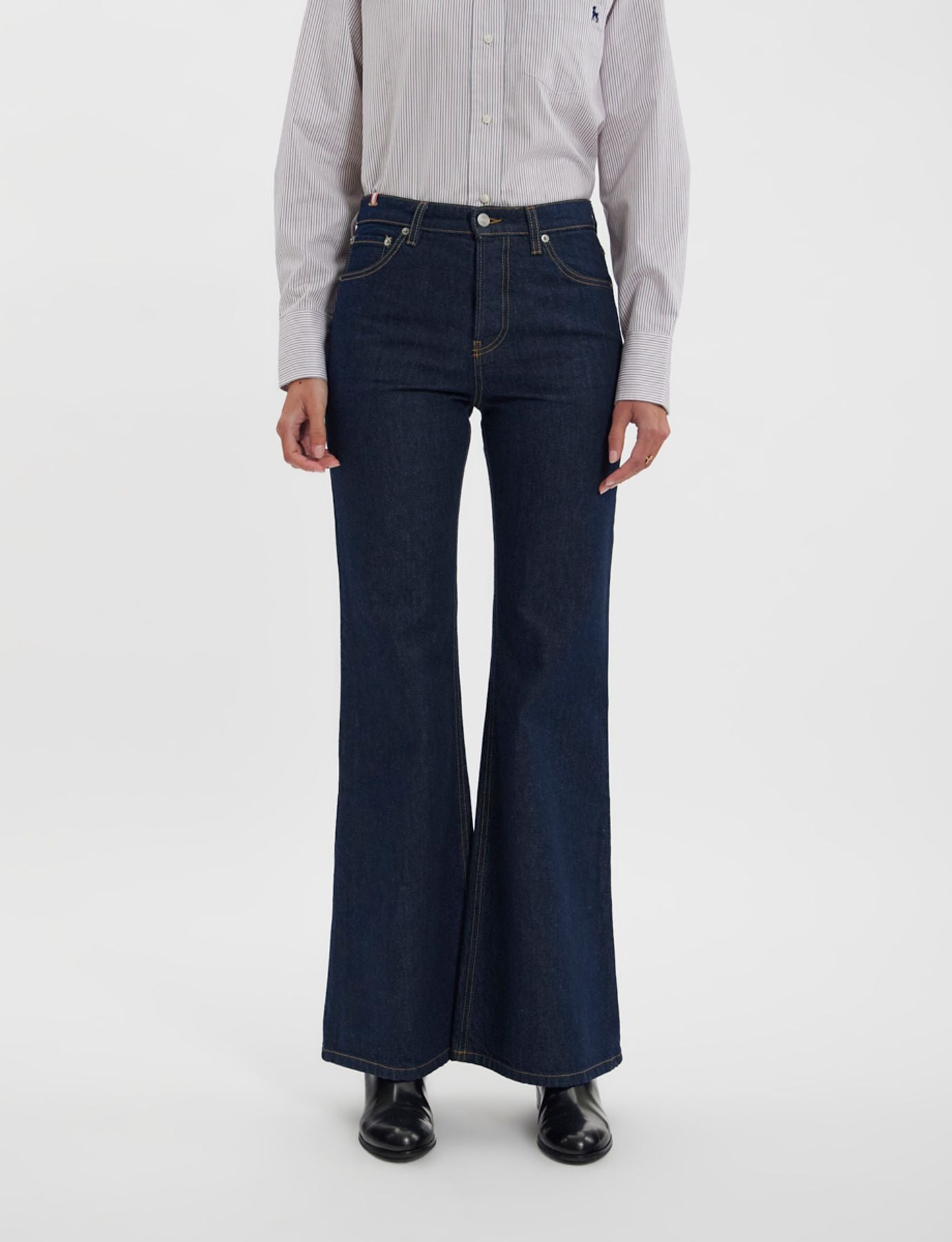 Jean Jane Raw x Notify