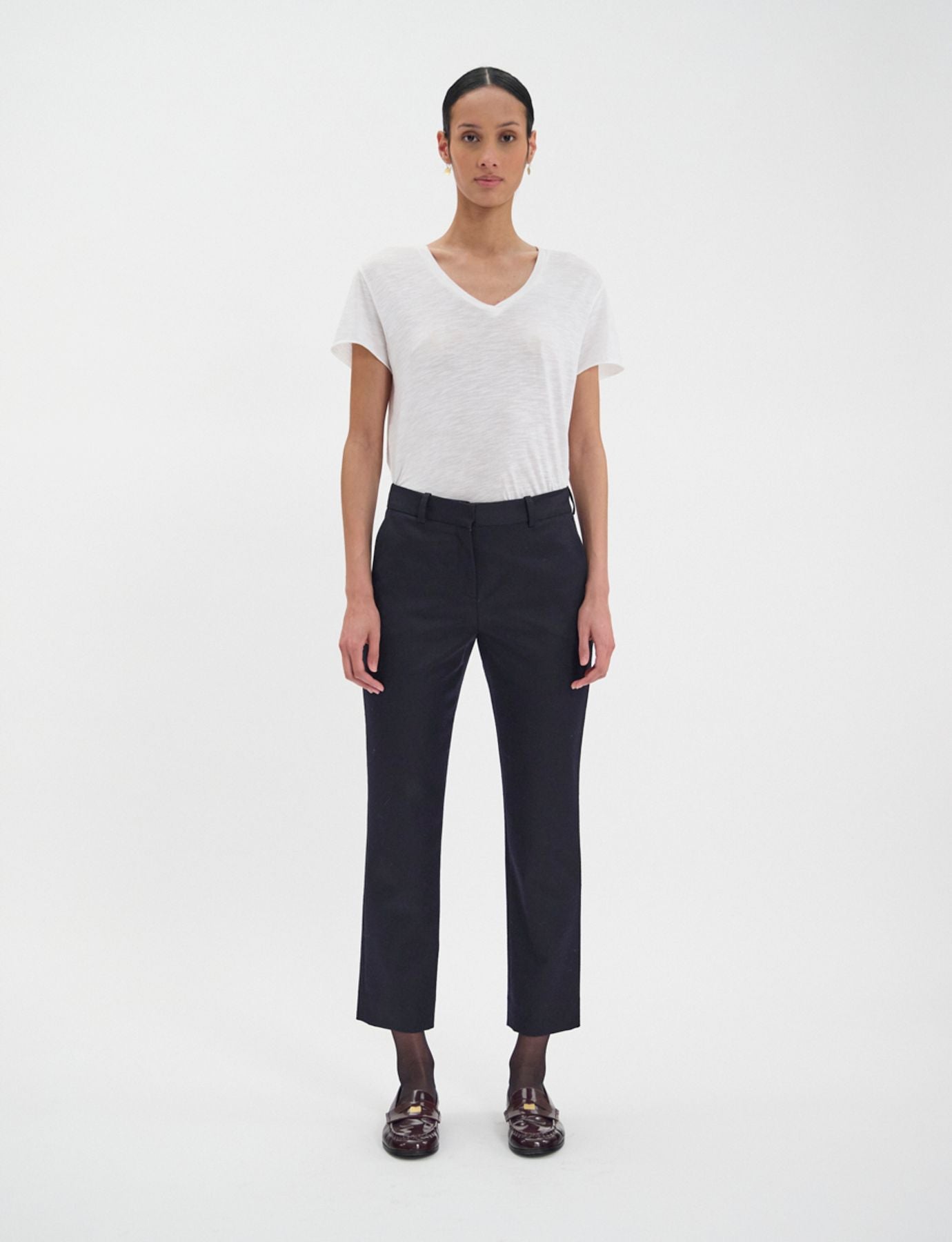 Pantalón Audrey azul oscuro de pura lana