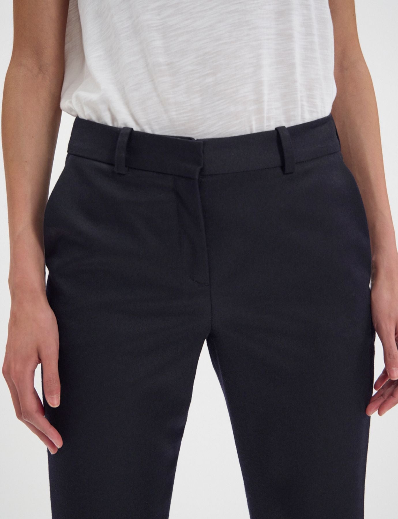 Audrey midnight blue trousers